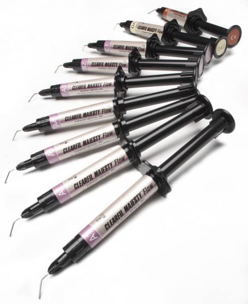 CLEARFIL MAJESTY ES FLOW jeringa 2.7 g