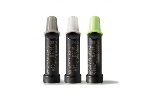 [KU0304] CLEARFIL MAJESTY ES2 PREMIUM capsulas 10x0,25gr. (A2D)