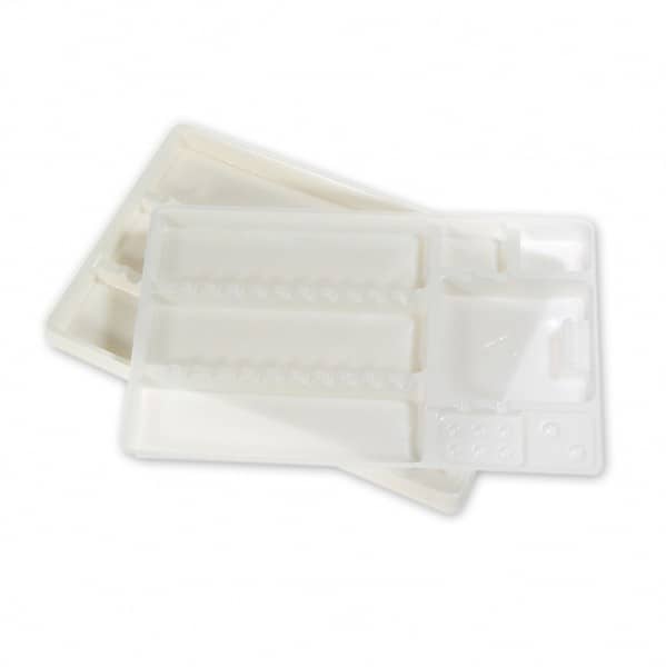 BANDEJAS MEDICALINE PLASTICO COMPART. 28x18cm.400u
