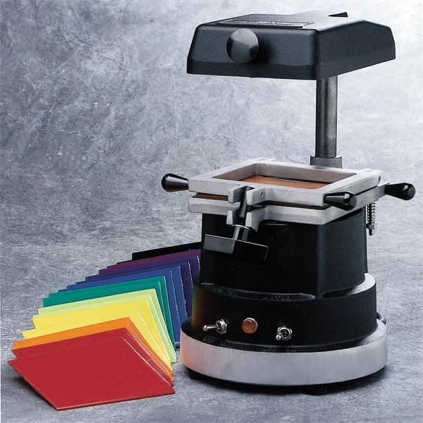 THE MACHINE TERMOPLASTICA DENTAFLUX