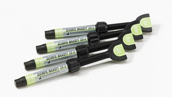 CLEARFIL MAJESTY ES2 PREMIUM ambar JERINGA 1.8 g