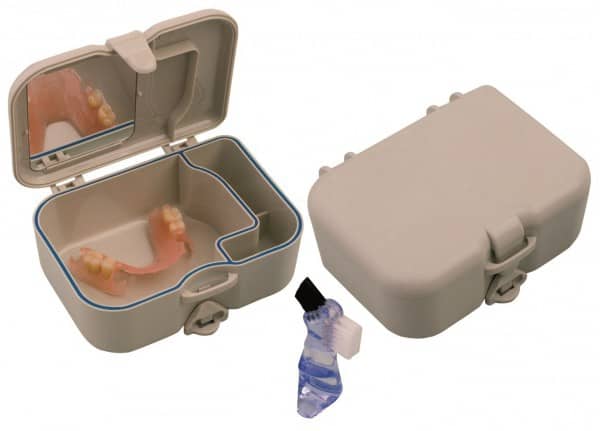 CAJA DE TRANSPORTE Y LIMPIEZA